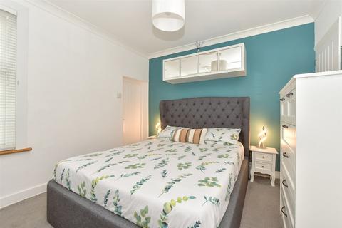 51 Kent Road, Halling, Rochester, ME2 1AR