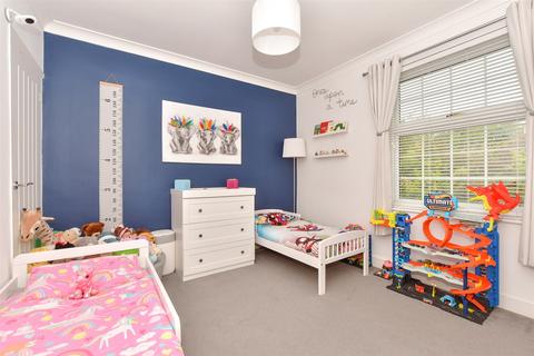 51 Kent Road, Halling, Rochester, ME2 1AR