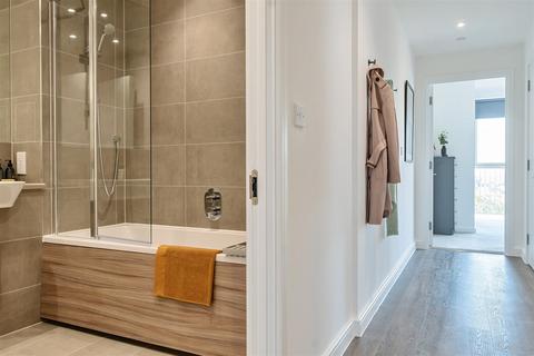 1 bedroom apartment to rent, 4 Woodlands Avenue, Acton W3