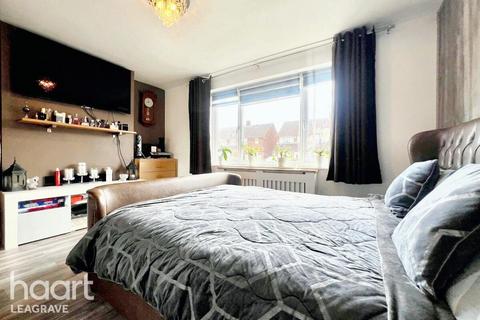 undefined, Oakwood Drive, Luton