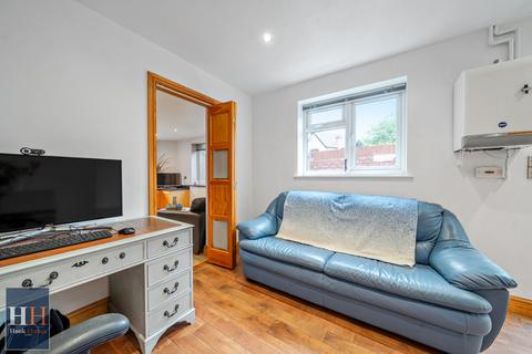 4 bedroom detached house for sale, Butts Meadow, Hook RG27