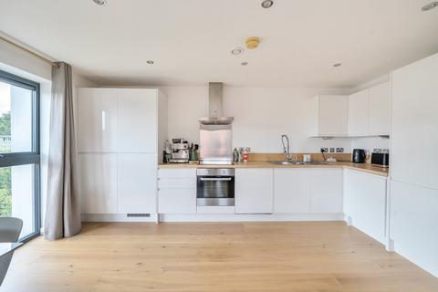 2 bedroom flat for sale, Akerman Road, London, SW9