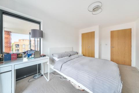 2 bedroom flat for sale, Akerman Road, London, SW9