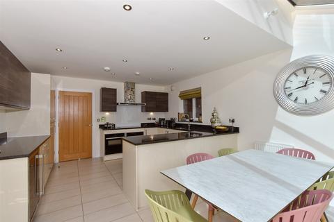 4 bedroom detached house for sale, Wyatt Road, Allington, Maidstone, Kent