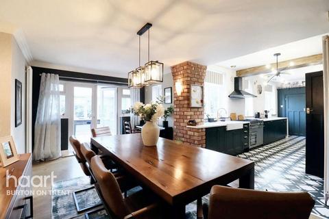 25a Tower Road, Burton-on-trent, DE15 0NH