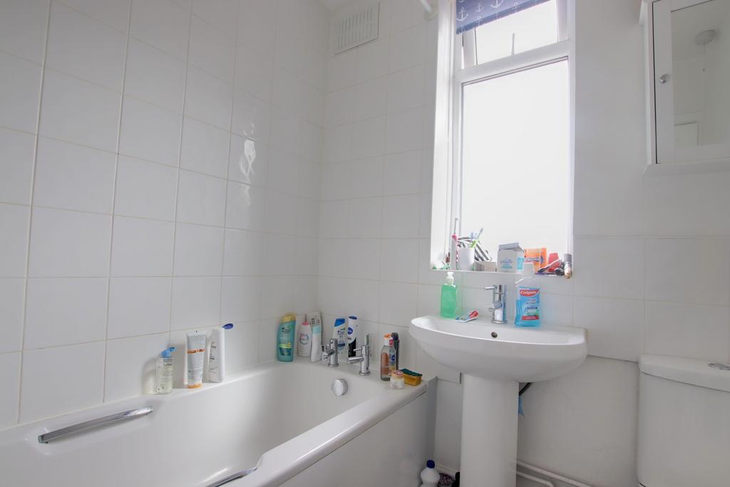 Flat two bathroom