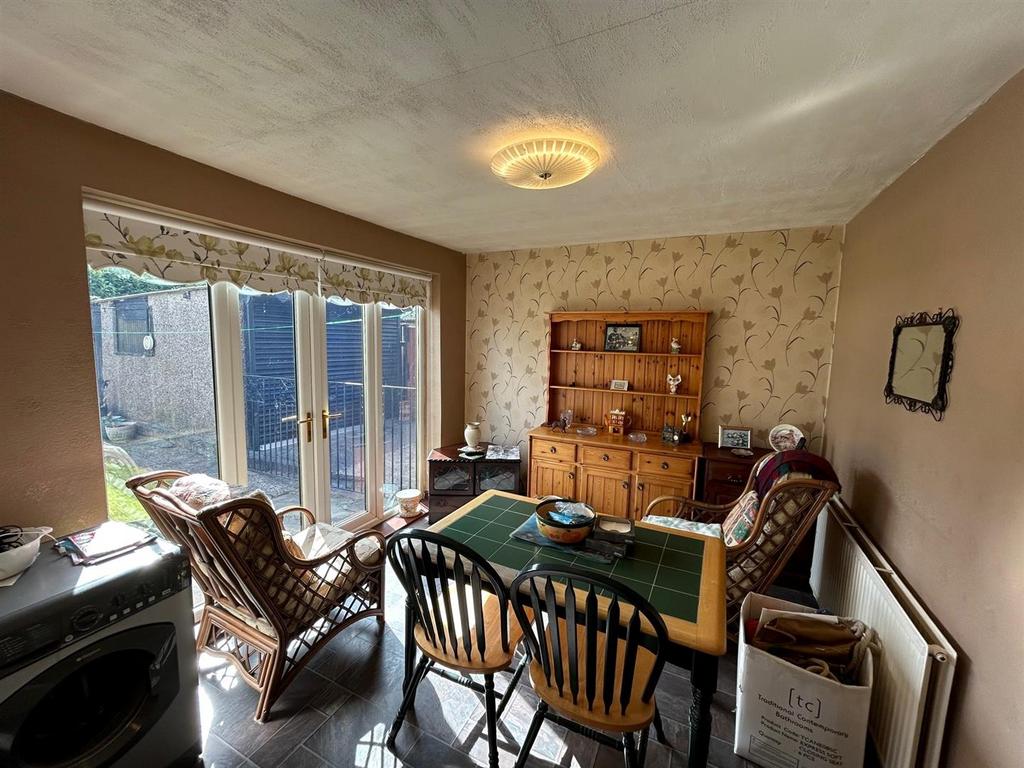 Dining Room.jpg