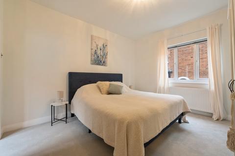 3 bedroom maisonette for sale, Wrentham Avenue, Kensal Rise, London, NW10