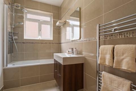 3 bedroom maisonette for sale, Wrentham Avenue, Kensal Rise, London, NW10