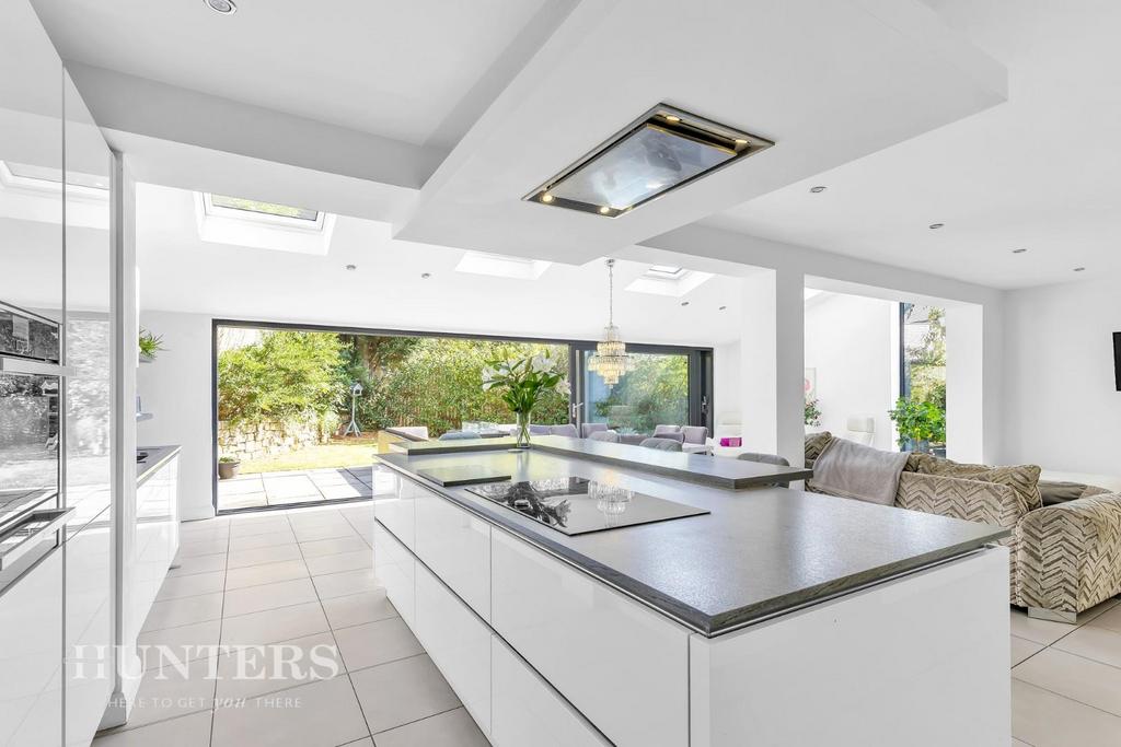 Family Kitchen Diner