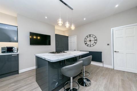 3 bedroom terraced house for sale, Portland Street, Pudsey, West Yorkshire