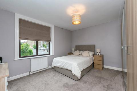 3 bedroom terraced house for sale, Portland Street, Pudsey, West Yorkshire