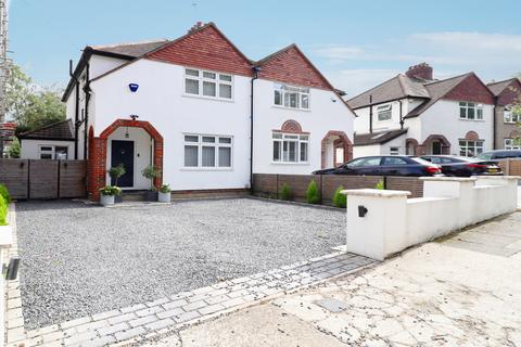3 bedroom semi-detached house for sale - Rowan Walk, Bromley