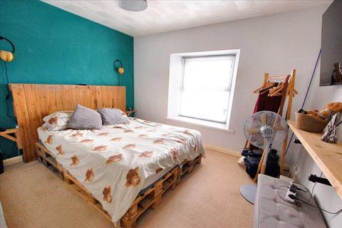 undefined, 23 Military Road