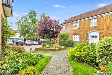 undefined, High Street, Kings Langley, WD4
