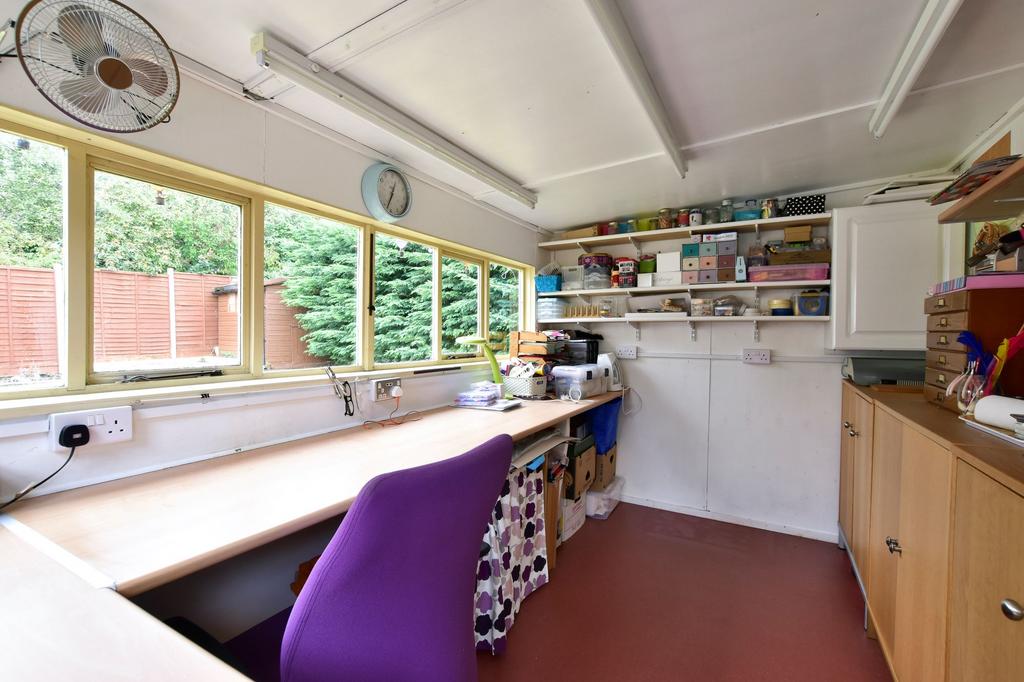 Garden home office