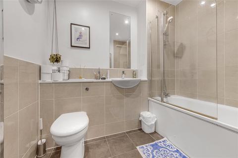 1 bedroom apartment for sale, Battersea Park Road, London, SW11