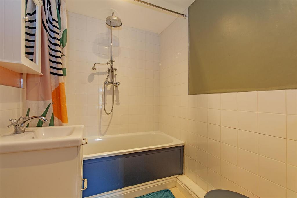 Bathroom-1.jpg