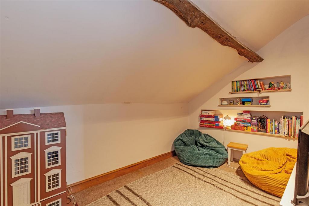 Bedroom 4-1.jpg