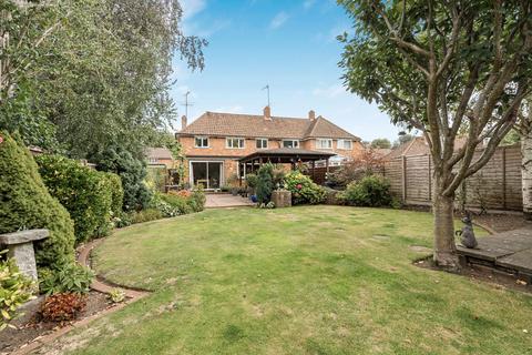 3 bedroom semi-detached house for sale, Oveton Way, Great Bookham