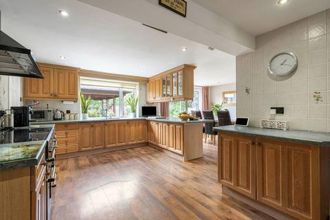 3 bedroom semi-detached house for sale, Oveton Way, Great Bookham