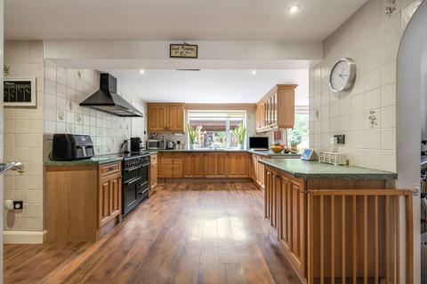 3 bedroom semi-detached house for sale, Oveton Way, Great Bookham