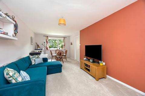 Gilligan Close, Horsham, RH12