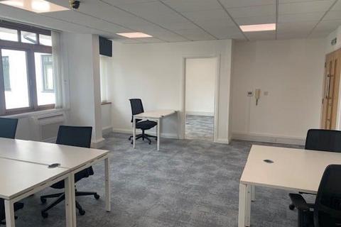 Office to rent, Conduit Ln Hoddesdon EN11 8EP