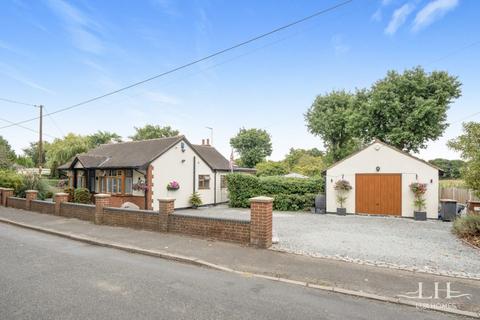 3 bedroom bungalow for sale, Crow Green Road, Pilgrims Hatch