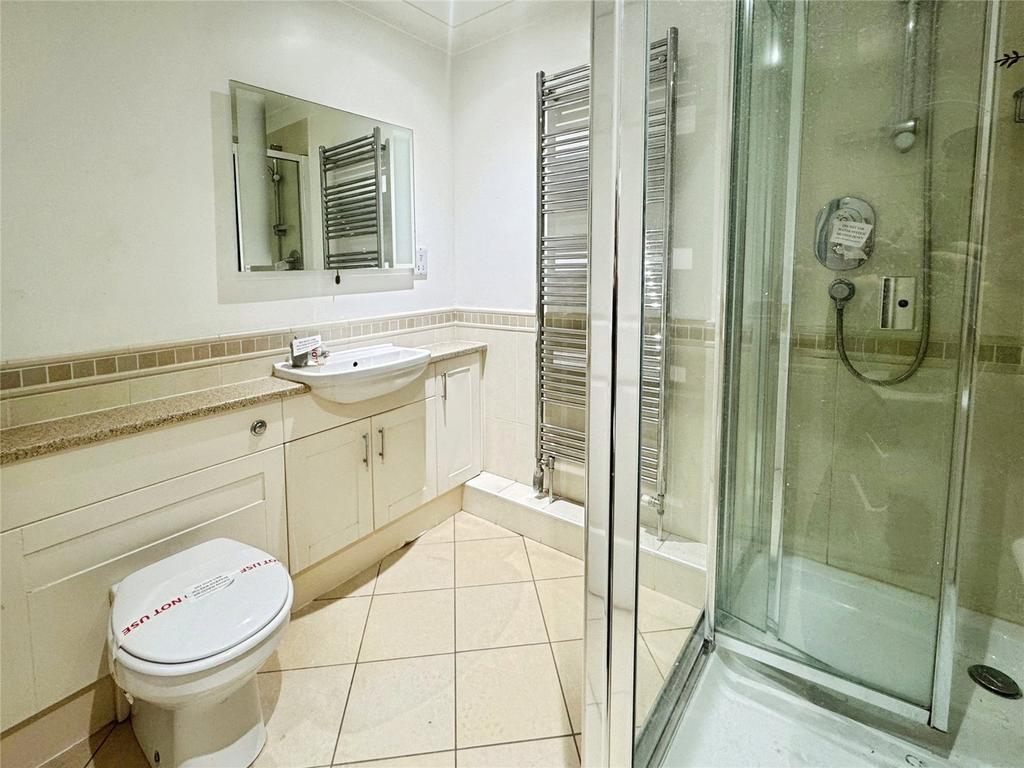 Ensuite
