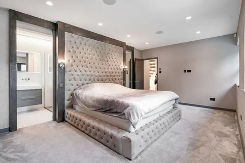 undefined, Ruden Way, Epsom, KT17