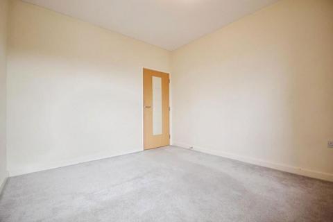 undefined, 6 Headley Road, Woodley, Reading, Berkshire, RG5 4JA