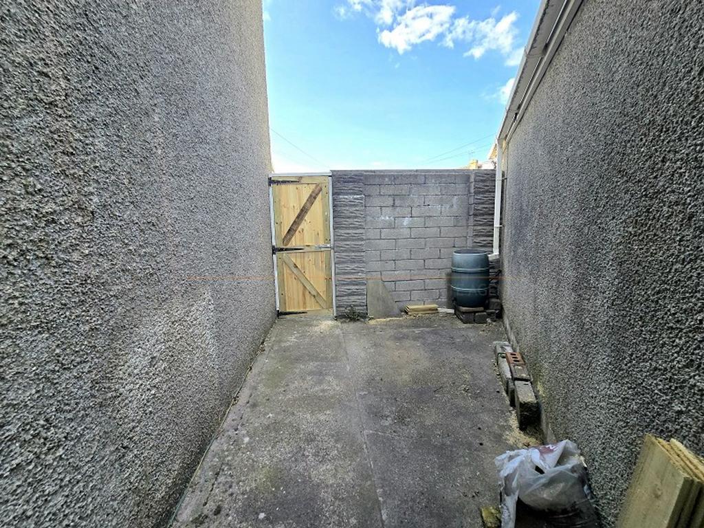 Side Garden