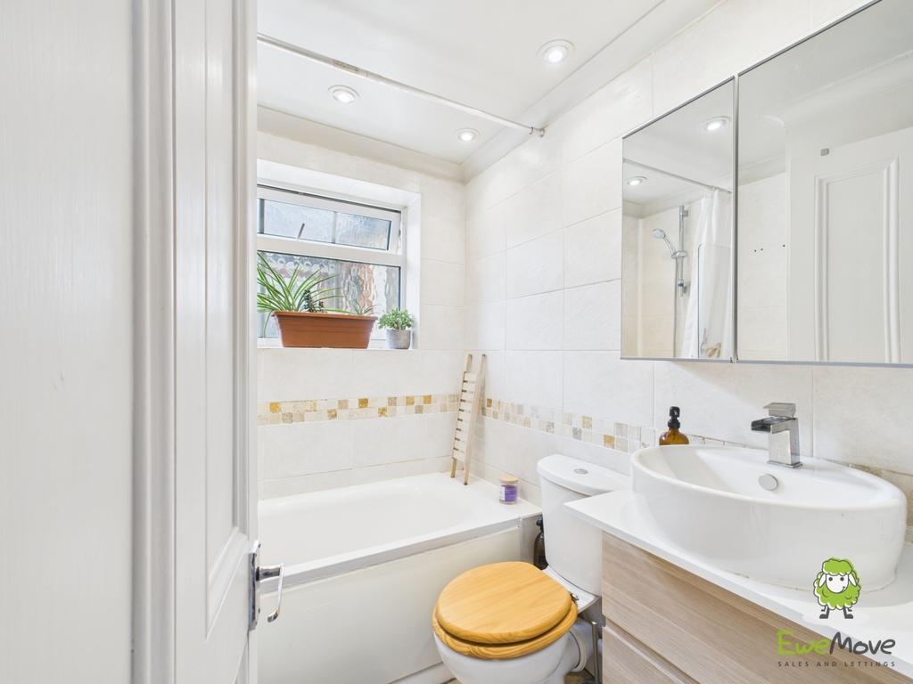 Ewe Move Estate Agents Basingstoke