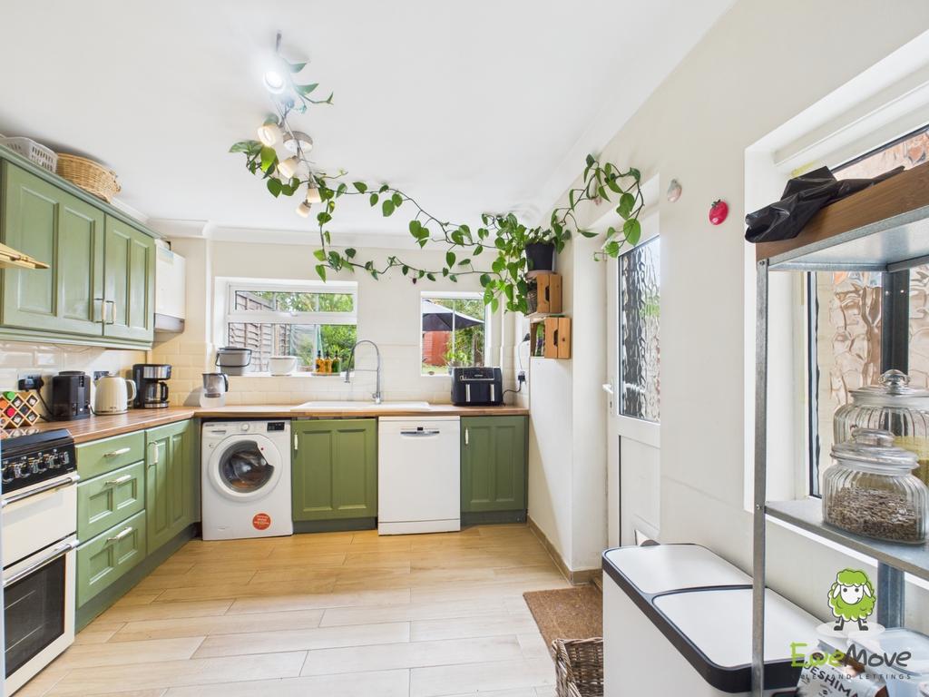Ewe Move Estate Agents Basingstoke