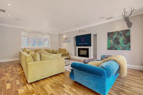 5 bedroom detached house for sale, Theydon Park Road, Theydon Bois, Essex