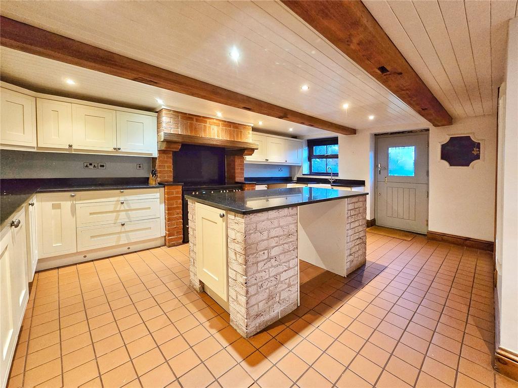Spacious Kitchen