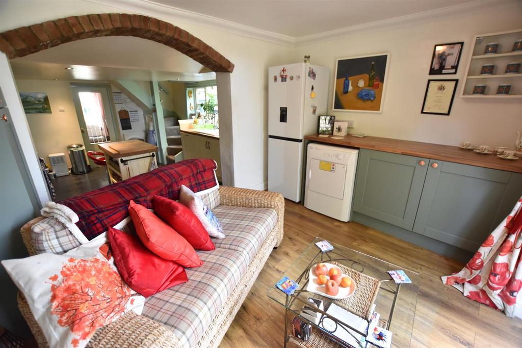 Snug/dining area