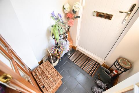 undefined, Ings Lane, Grimsby DN36