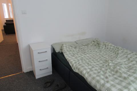 undefined, Kremlin Drive, Liverpool L13