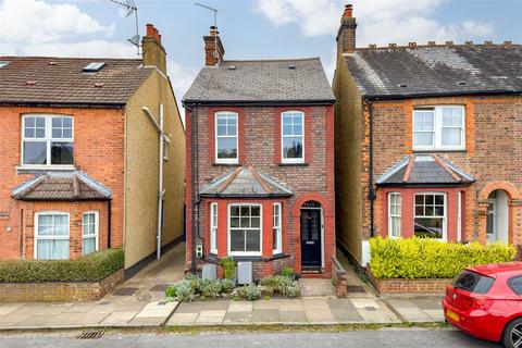36 Warwick Road, St Albans, AL1 4DL