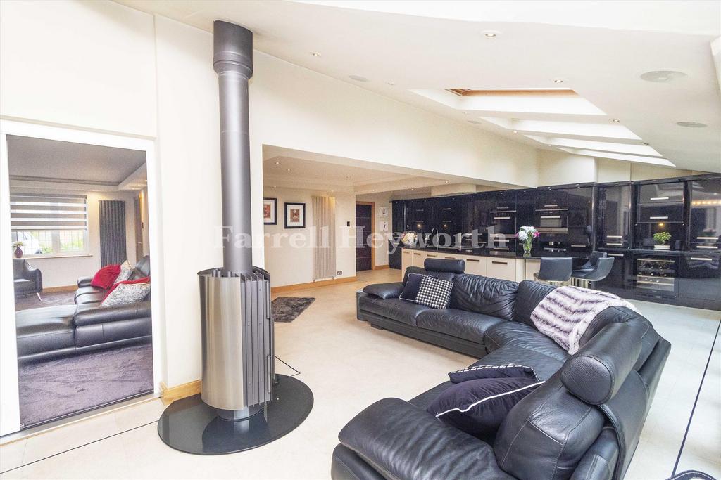 Open Plan Living 4