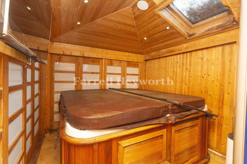 Hot Tub