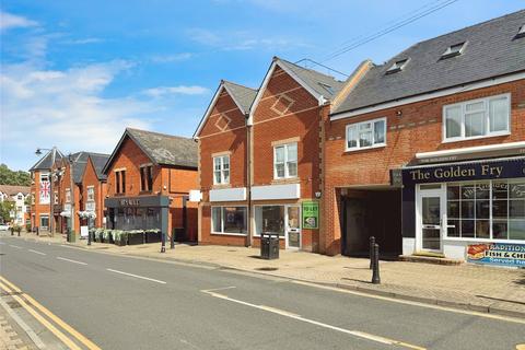 High Street, Crowthorne, Berkshire