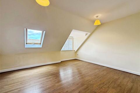 2 bedroom apartment for sale, High Street, Crowthorne, Berkshire