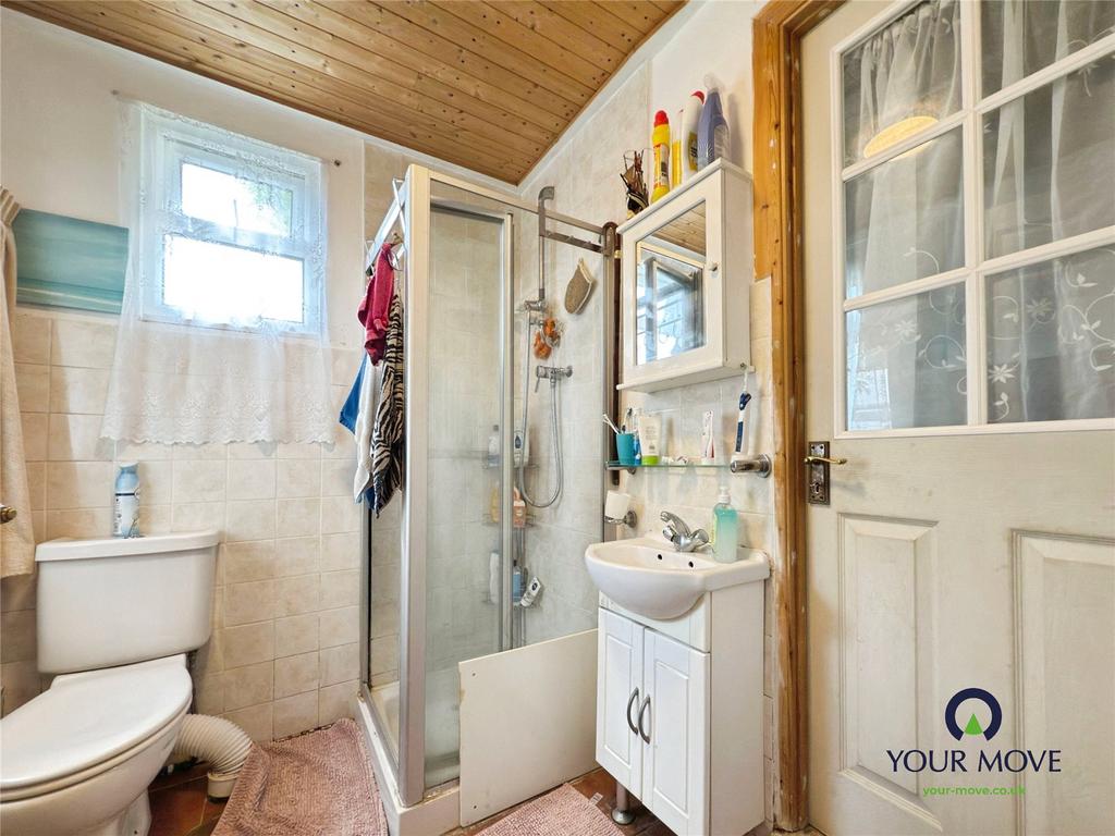 Ensuite Shower Room