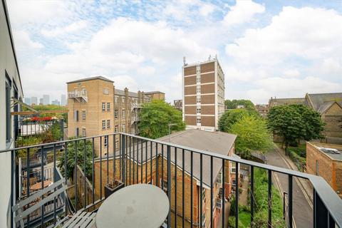 1 bedroom flat for sale, Raine Street, London E1W