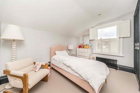 51 Shandon Road, London, SW4 9HS