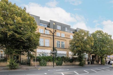 25 Millennium Place, London, E2 9NL