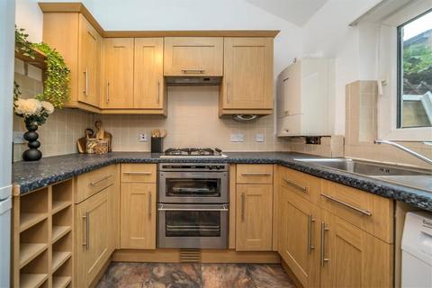 25 Millennium Place, London, E2 9NL